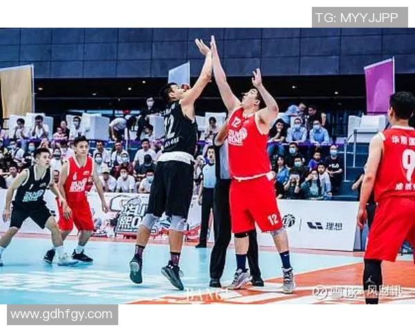 赛后分析：上海篮球队与成都篮球队战术对决的深度解读与启示